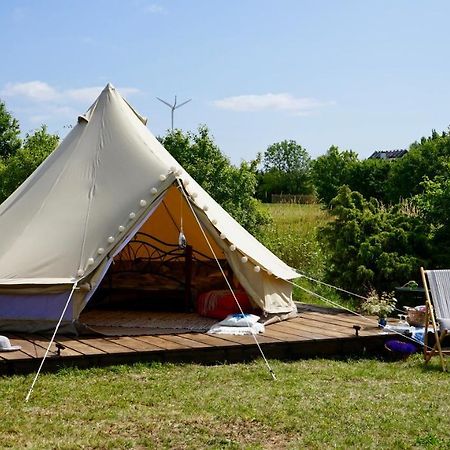 Saare Glamping Hotel Salme Bagian luar foto